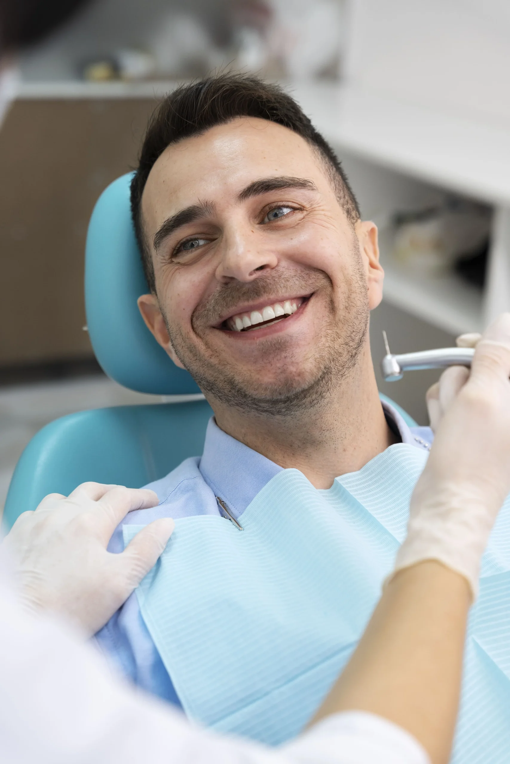 clinica de implantes dentales 